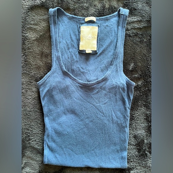 RARE bundle of 2000’s vintage racer back tank tops (3) - Picture 9 of 9